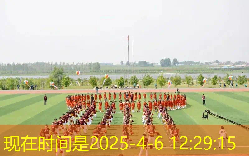拿网球拍怎么拍手臂好看 拿网球拍怎么拍手臂好看